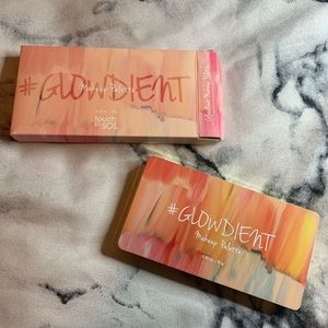 Touch in SOL / glowdient makeup palette